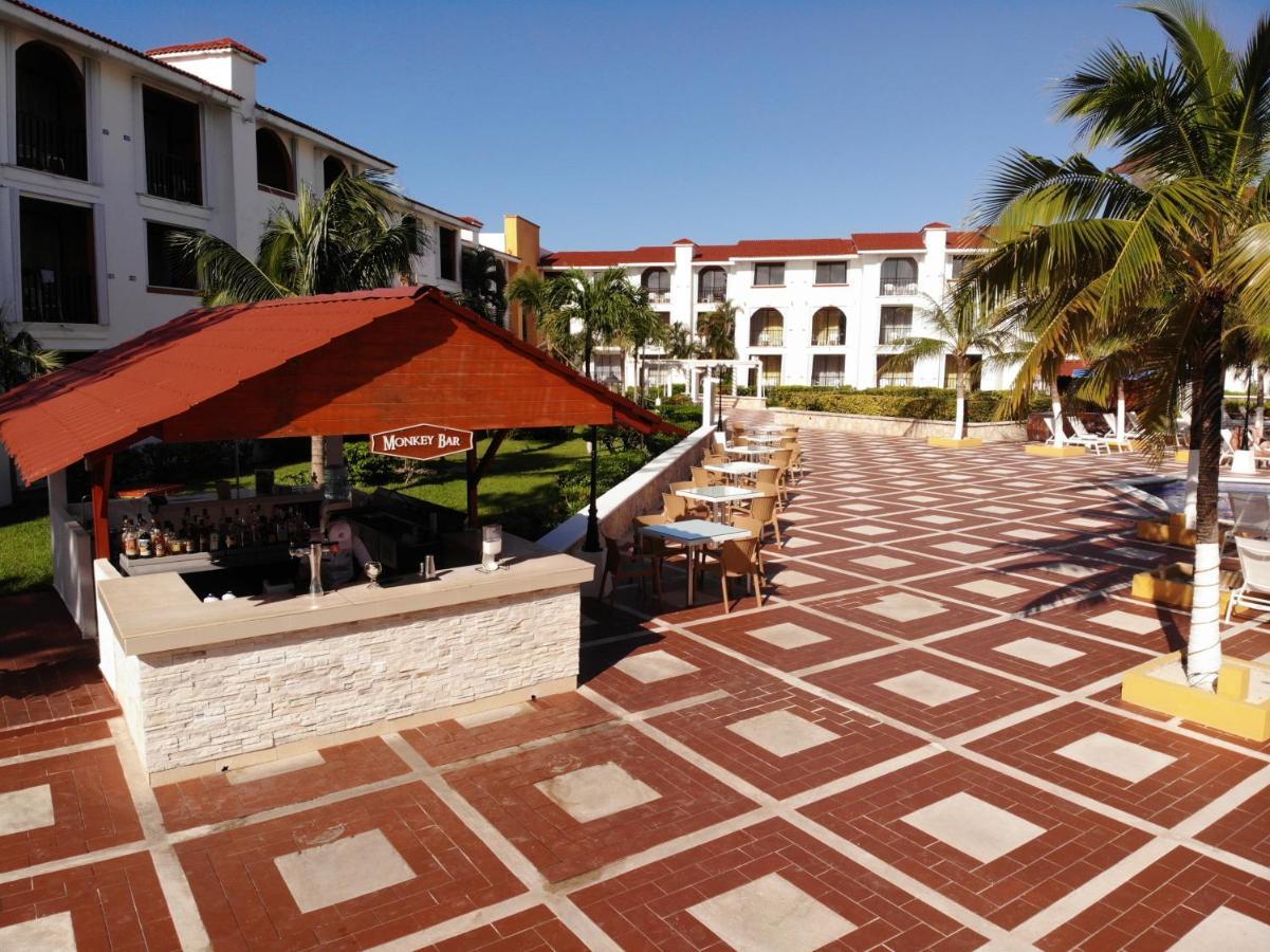 COZUMEL HOTEL & RESORT TRADEMARK COLLECTION BY WYNDHAM COZUMEL 4* (México)  - de R$ 639 | iBOOKED